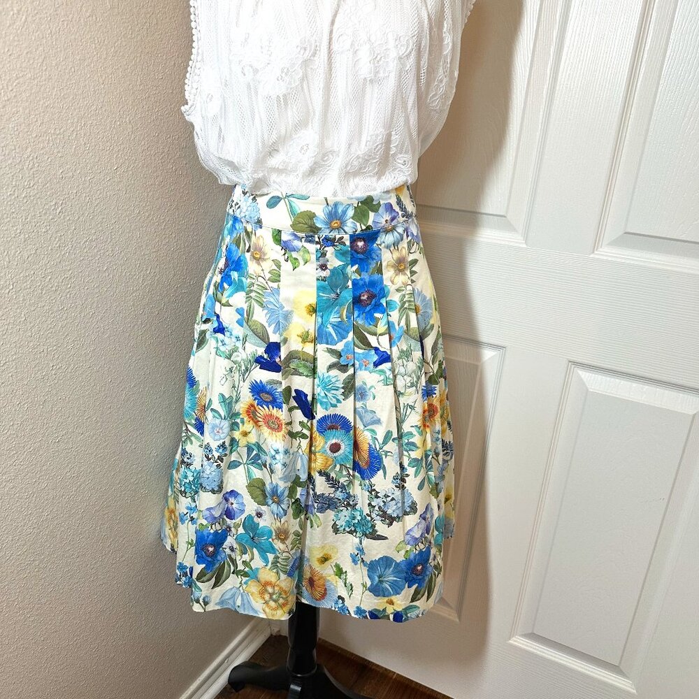 Talbots Pleated Floral skirt size 18 women, multicolor with ivory background